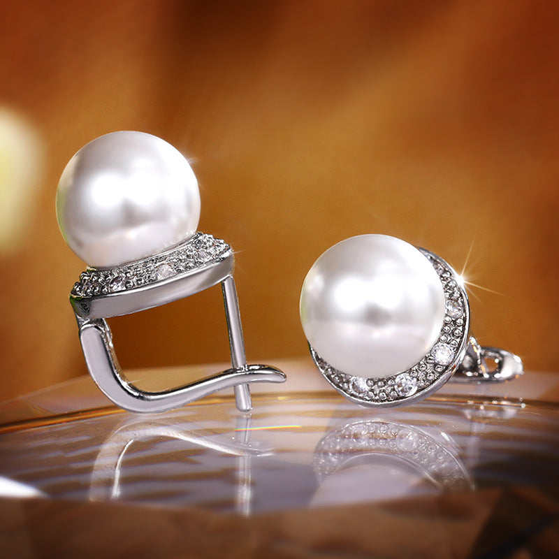 Simple And Stylish Round Zircon And Faux Pearl Stud Earrings For Women
