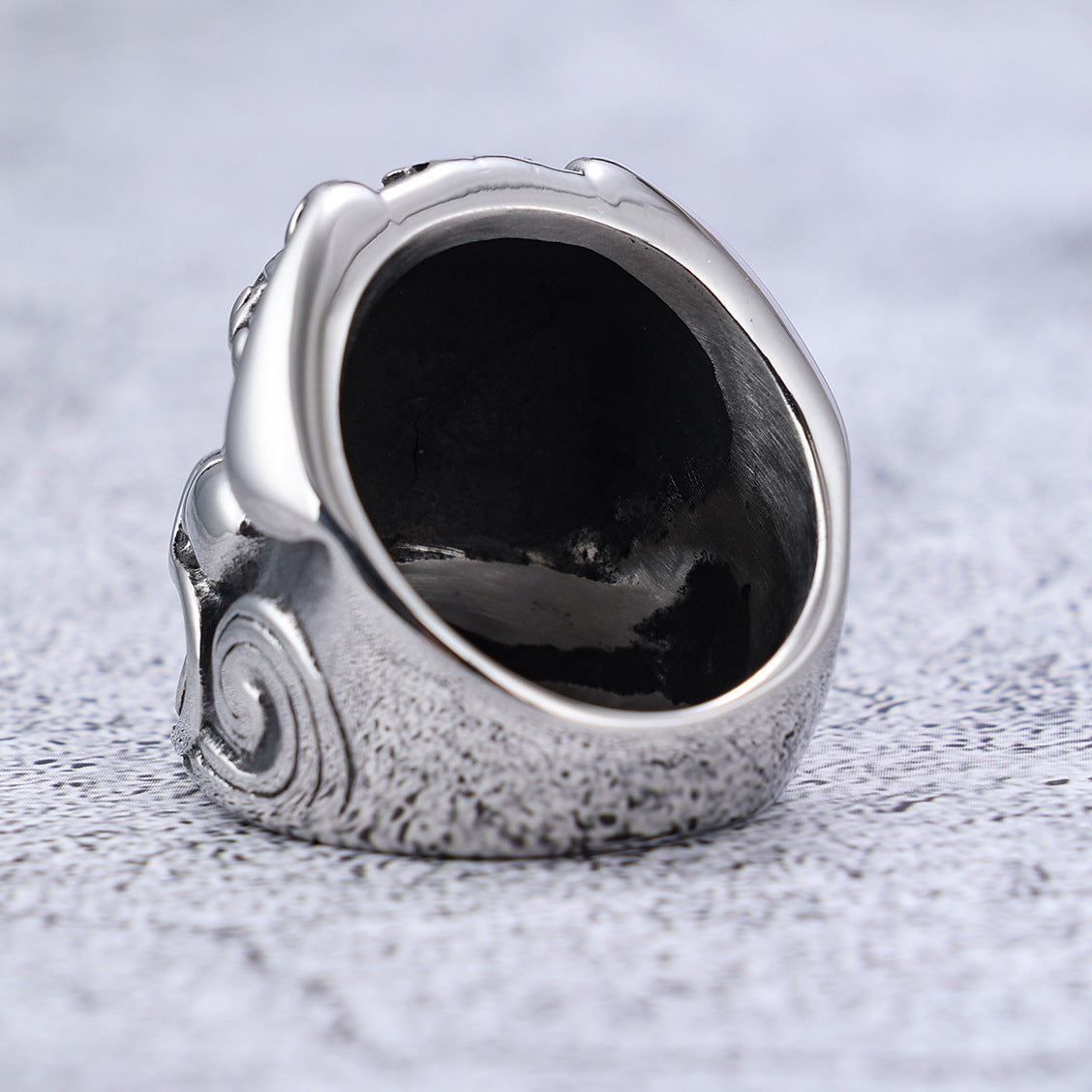 Fashionable Minimalist Retro Designed Alloy Ring