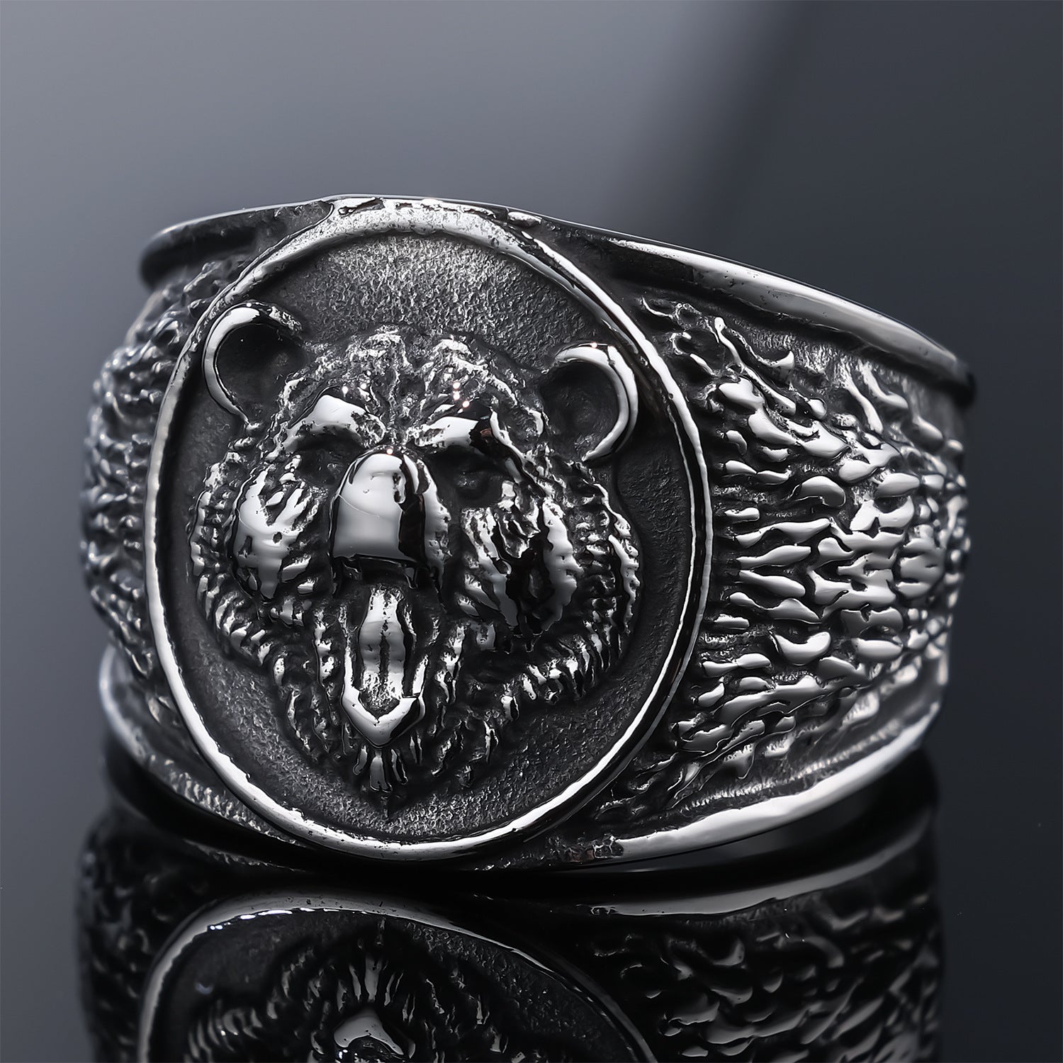 Vintage Bold 3D Bear-Head Titanium Steel Ring For Men