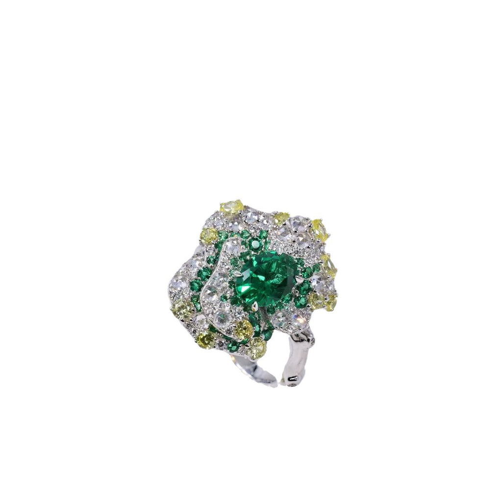 Gradient Emerald Cultivated Gemstone Vintage Ring