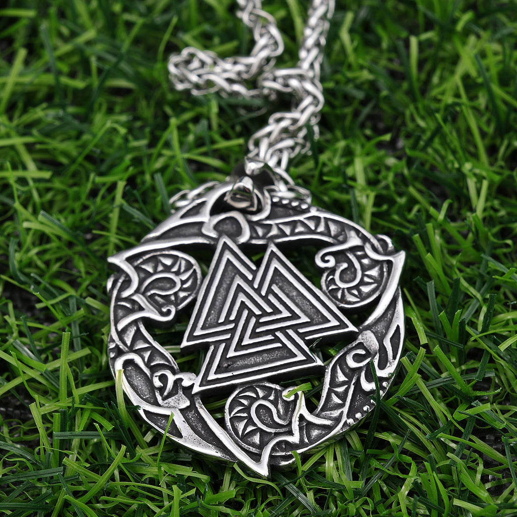 Fashionable Titanium Steel Pendant With A Vintage Design
