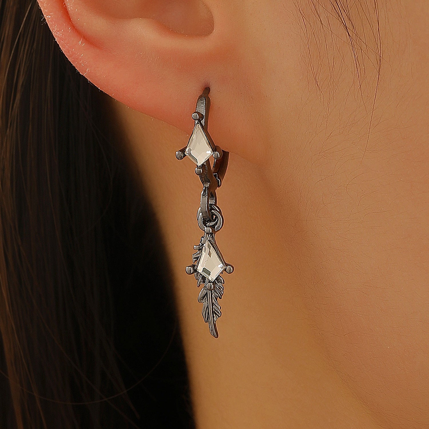 Retro Dark-Style Diamond-Shaped Feather Pendant Earrings