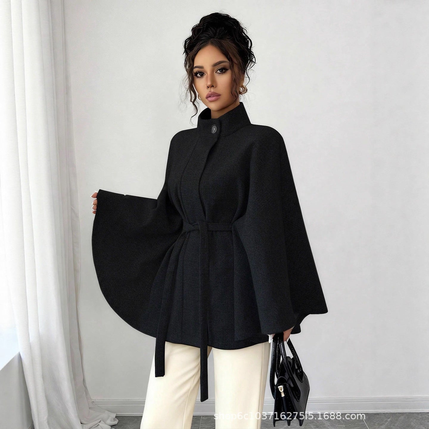 Stylish Minimalist And Relaxed Fit Long Sleeve Jacket For Women