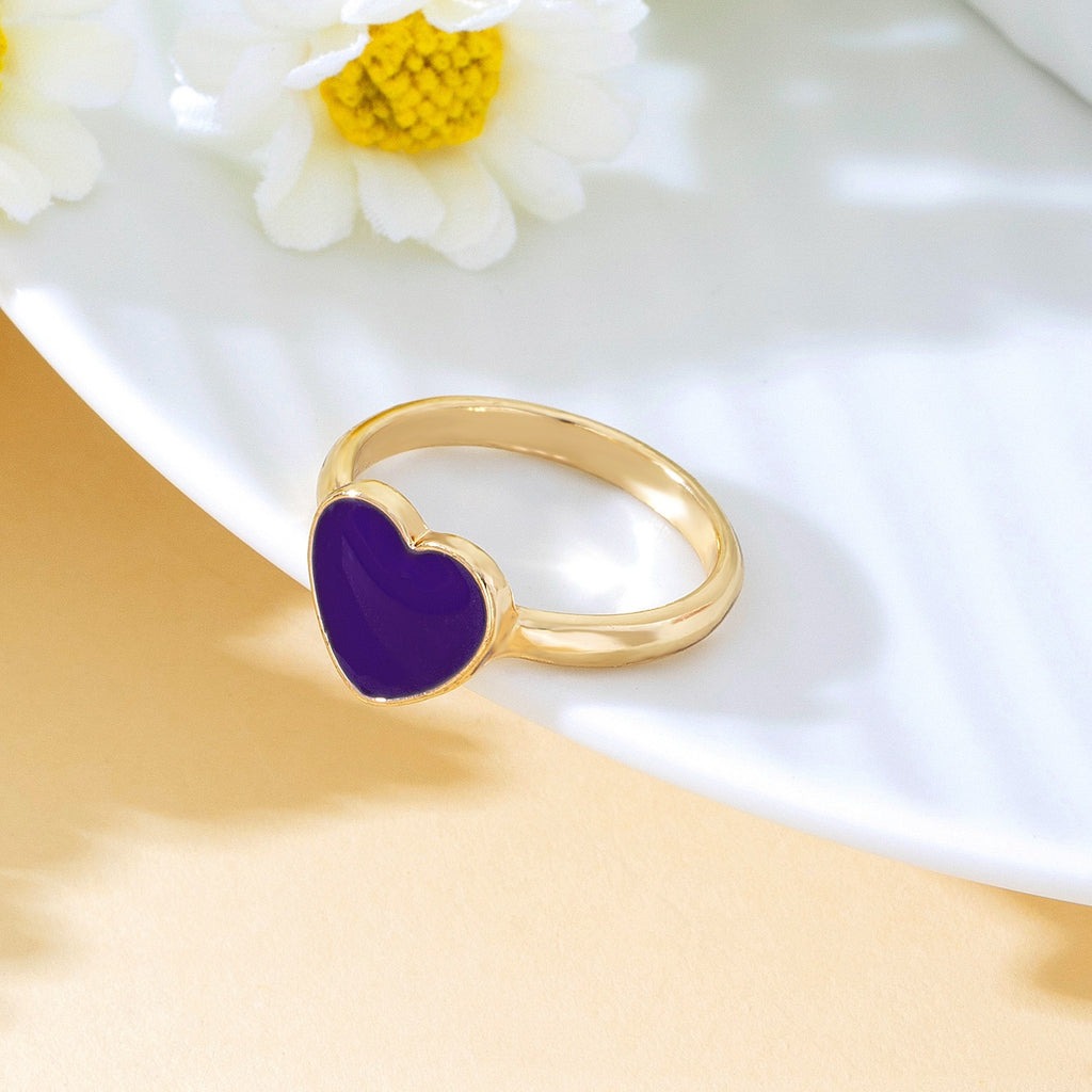 Fashionable And Minimalist Black Heart Ring