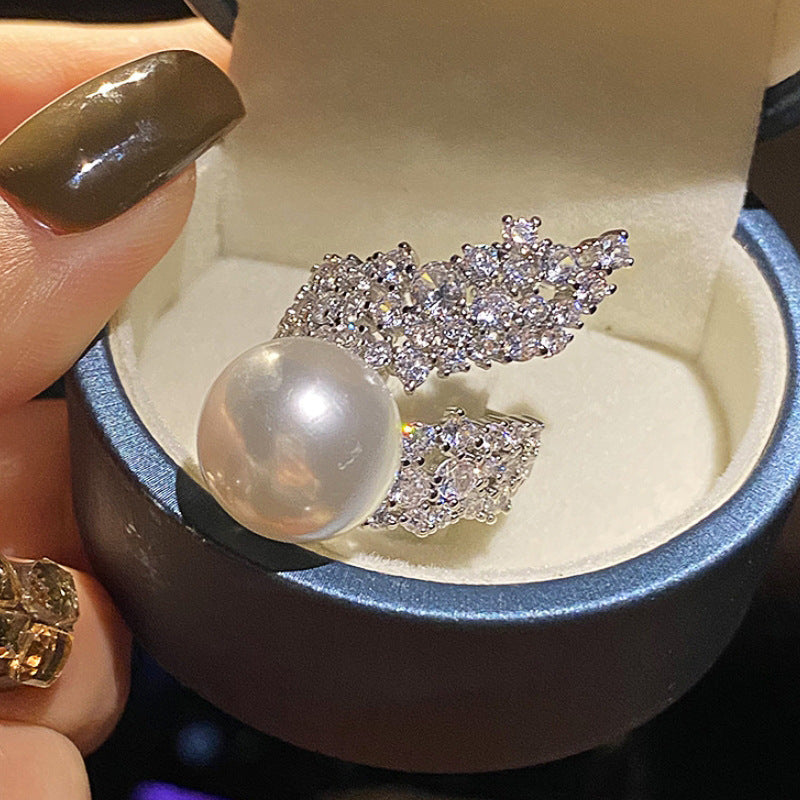 Korean-style French-inspired Faux Pearl Floral Ring
