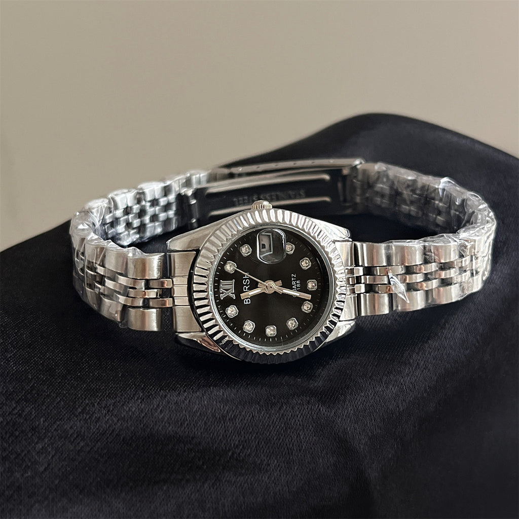Casual Yet Sophisticated Round Diamond-face Watch