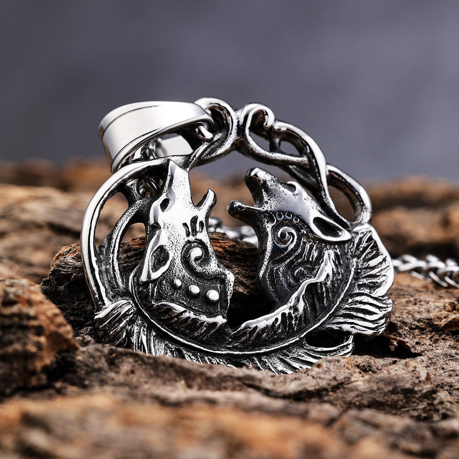Double Wolf Head Pendant In Titanium Steel Retro And Fashionable