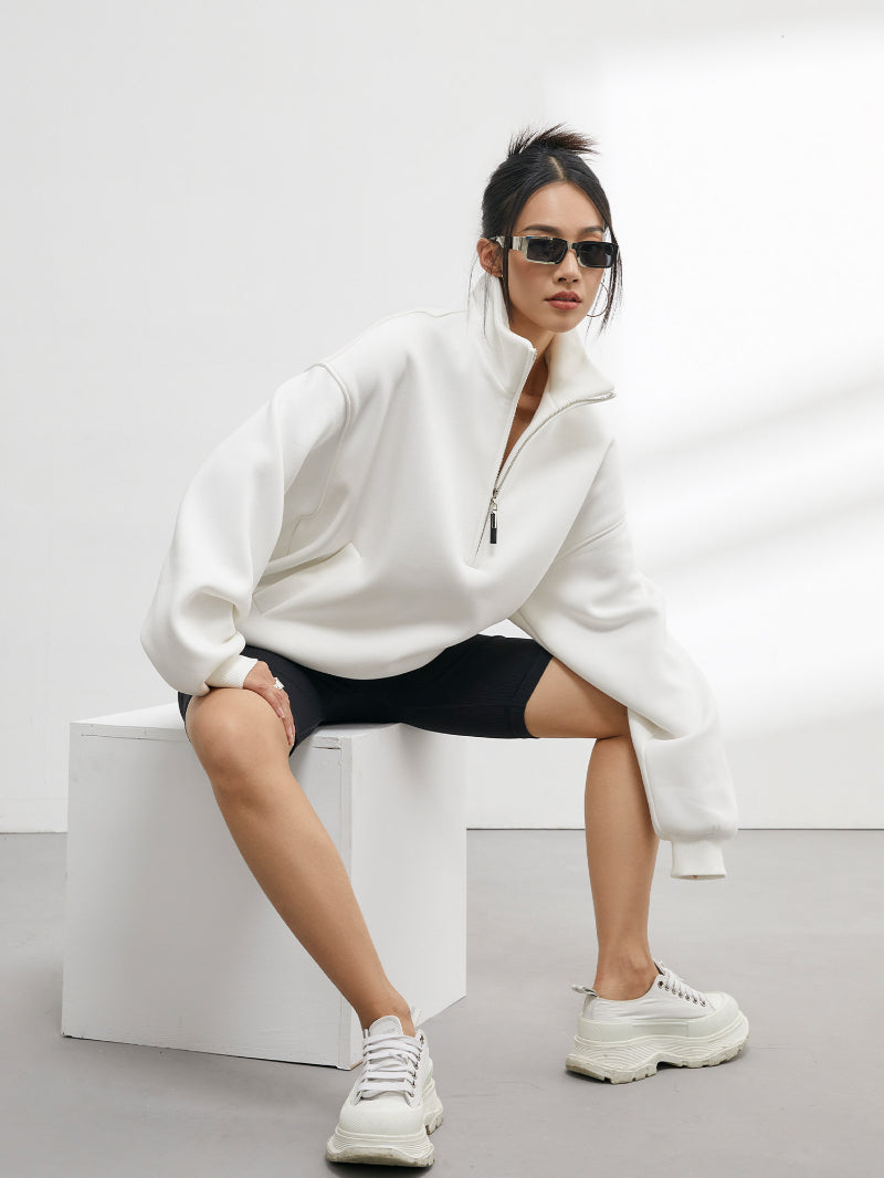 Half-zip Relaxed-fit Sweatshirt With A Stand-up Collar For Spring And Fall